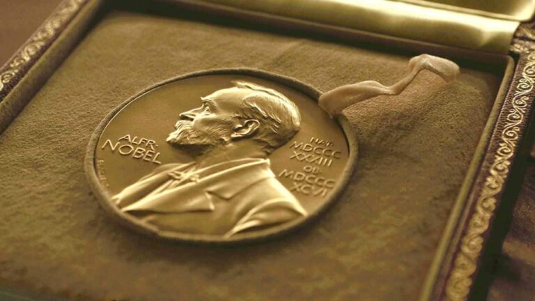 BREAKING: THE NOBEL IN MEDICINE IS HANDED OVER TO THE COVID-19 SCIENTISTS.