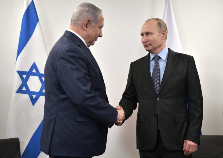 Putin Engages in Diplomacy with Israel Amid Gaza Crisis