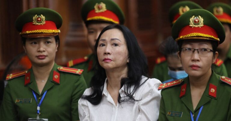 Vietnamese Property Tycoon Sentenced to Death in $12.5bn Financial Fraud Case